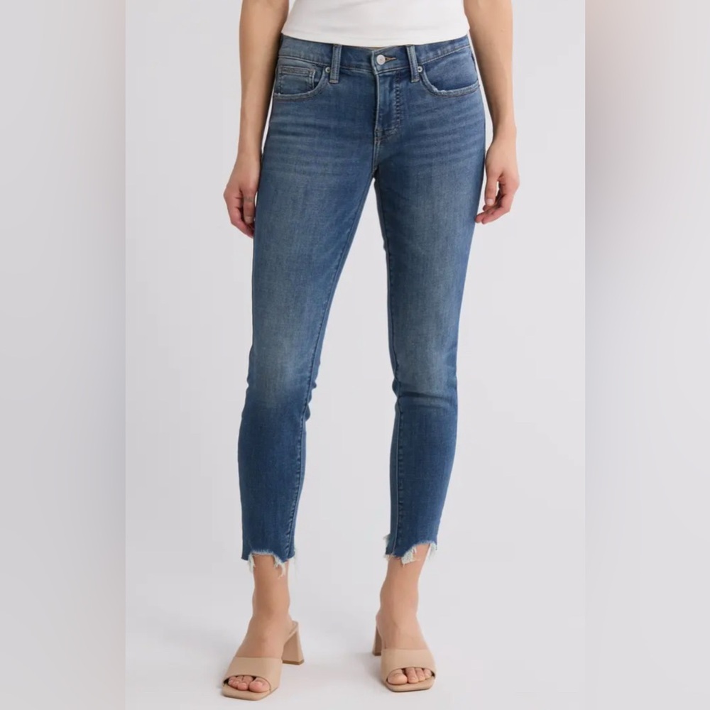 Lucky Brand 🍀 | Ava Mid Rise Skinny Jean | Used Good Condition | Medium Wash